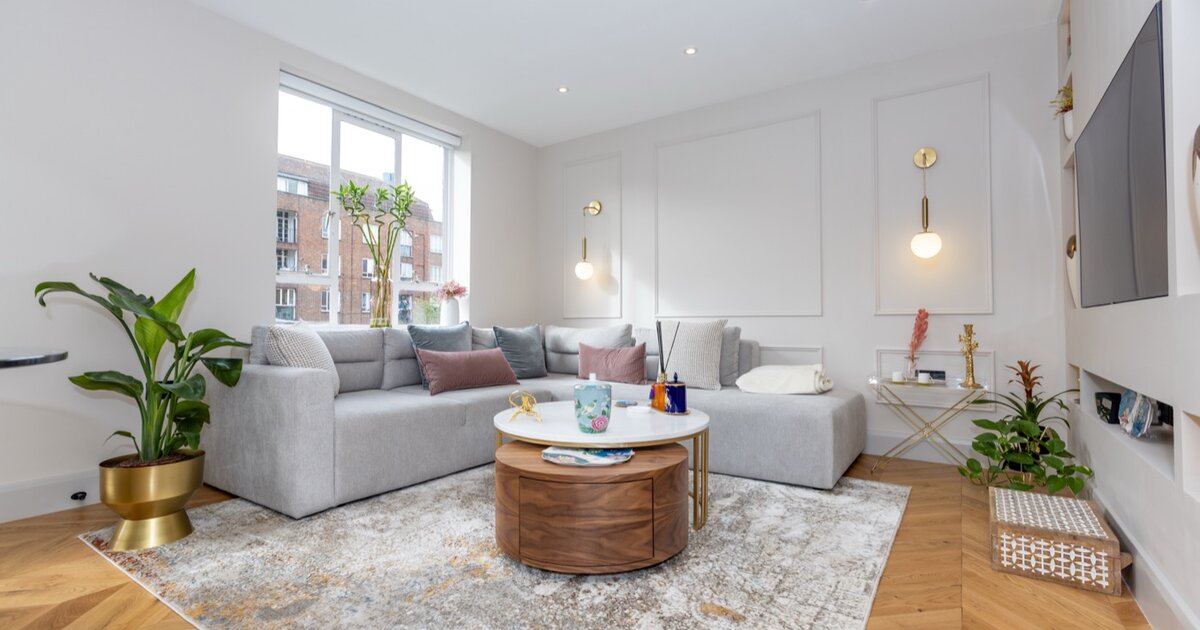 Yasmeen Creative logo watermark